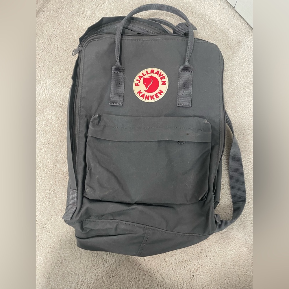 Fjallraven kanken bookbag